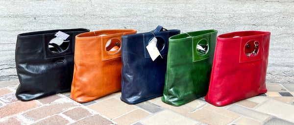 Italian Leather Purse with Modern Handle ~ Pre-tariff pricing.