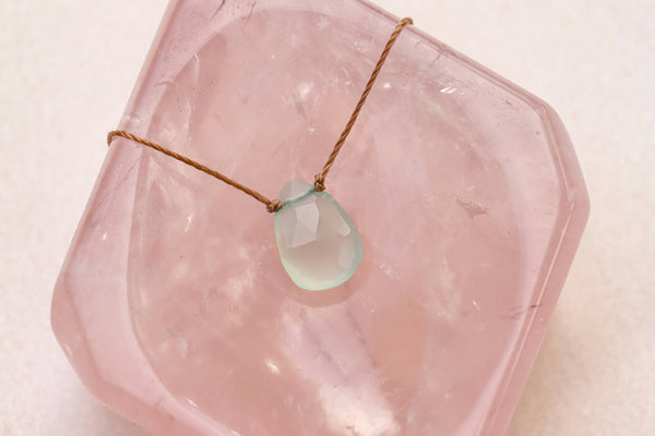 SoulKu - Chalcedony Luxe Necklace for Happy Birthday - BRNK21