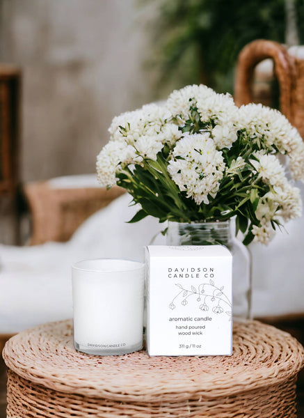 Davidson Candle Company LLC - 11 oz glass jar candle in box : White Tea