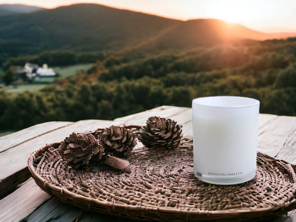 Davidson Candle Company LLC - 11 oz glass jar candle in box : White Tea