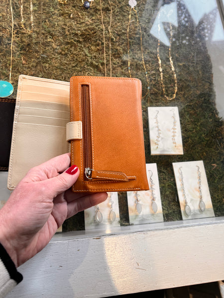 Wallet for Martha Valles