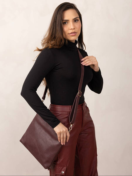 Jen & Co. - Emma 3 Compartment Crossbody w/ Snap Closure | M1765